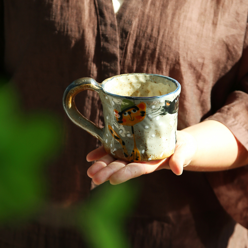 Hand-Painted Ceramic Clay Coffee Cup with Three Cats, Vintage Rustic Cartoon Mug, Creative Ceramic Household Milk Cup