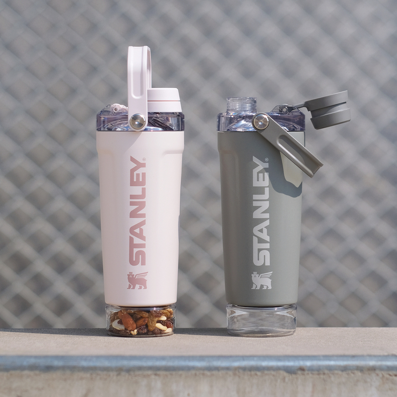 Authentic Stanley Protein Powder Shaker Cup, Special Fitness Cup for Mixing, Portable Dispensing Box, High Aesthetic Appeal for Women Authentic Stanley Protein Powder Shaker Cup, Special Fitness Cup for Mixing, Portable Dispensing Box, High Aesthetic Appeal for Women