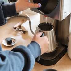 Руки мыть горшки hario冠军联名粕谷哲手冲壶细口手冲咖啡壶日式户外专业挂耳套装