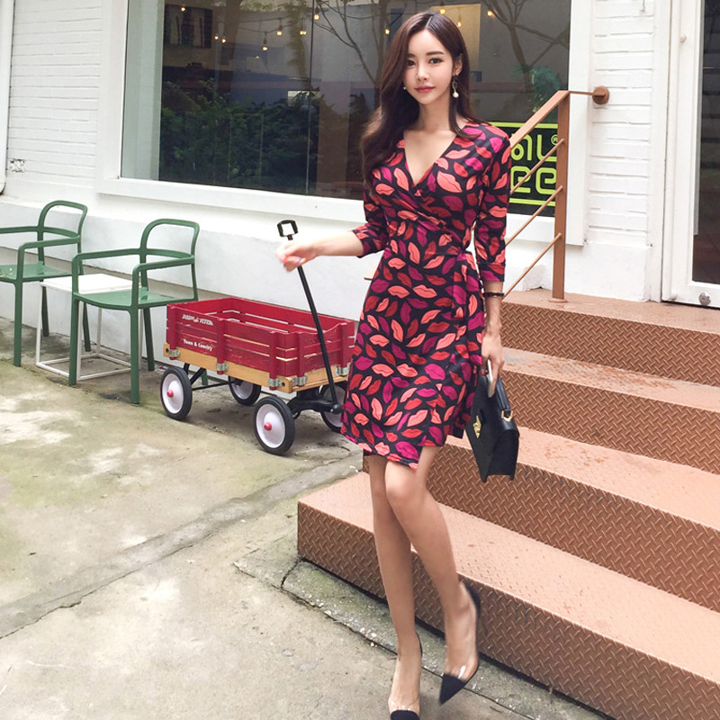 Love Rouje Summer Silk Dress Zhang Liangying Celebrity Style V-Neck One-Piece Red Lip Slimming Wrap Dress
