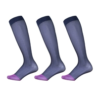 Фиолетовые пальцы с 3 пары синего простого лица