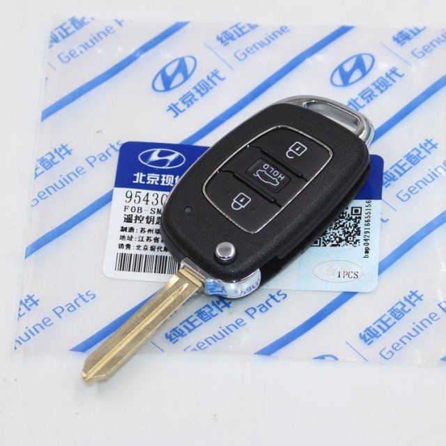 Suitable for Beijing Hyundai Elantra Car Key Remote Control Folding Key Circuit Board Chip Assembly Original Parts