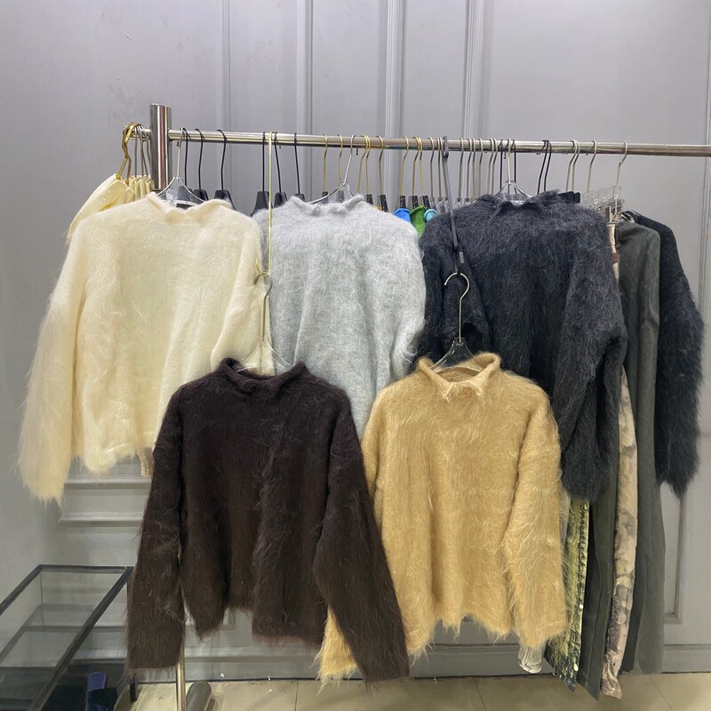 Korean-Style Cream-Colored Fluffy Stand-Up Collar Mohair Sweater for Women, Autumn and Winter, Lazy and Warm, Brushed Long-Sleeve Knit Top Korean-Style Cream-Colored Fluffy Stand-Up Collar Mohair Sweater for Women, Autumn and Winter, Lazy and Warm, Brushed Long-Sleeve Knit Top