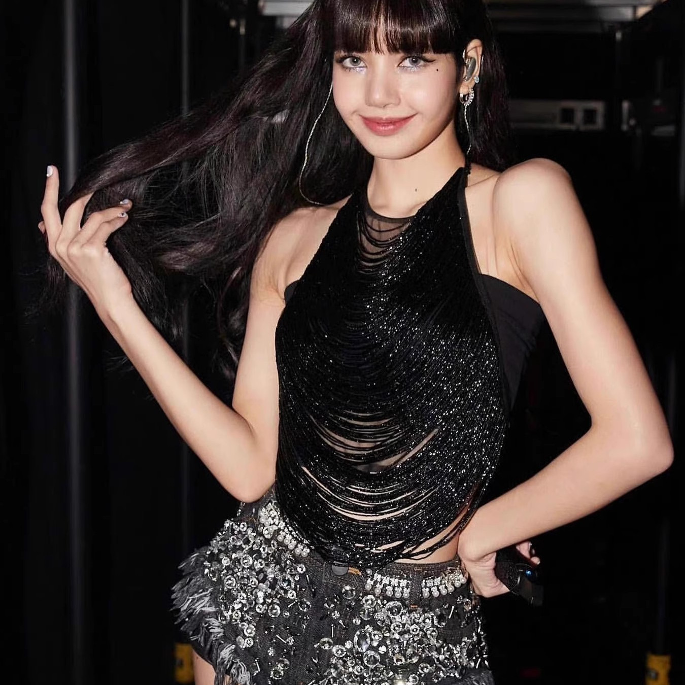 blackpink lisa 闪片背心水钻钉珠辣妹牛仔短裤爱豆体验馆照相馆
