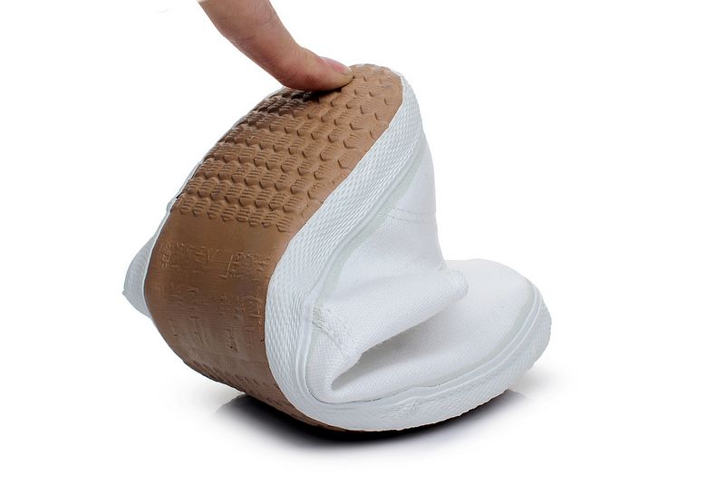 Giày cao gót màu trắng chính hãng cho nam và nữ có cùng một đoạn Giày trắng nhảy giày vải nhỏ Giày trắng giày võ công nhân giày thể thao bitis