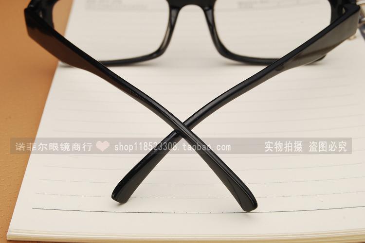 Kính đọc sách đeo kính chống tròng kính gọng kính đen và kính đọc sách kính HD không sợ vẽ cận thị lyys store