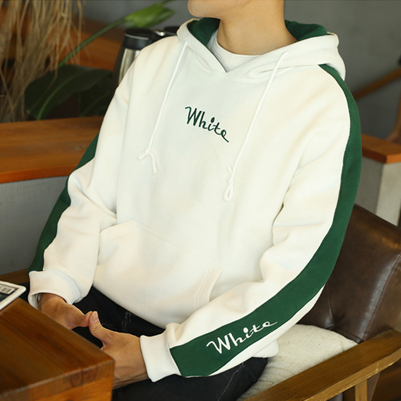 Men in Wei Yi even take the trend of summer clothes men's pure black hoodies, students with hats and long sleeves T-shirts