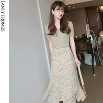 Lang Pose 2022 New Commuter Womens Clothing Light Cooked Suit Spring Summer Fashion Temperament Fall Professional Clothing Goddess Fan Conspicuen