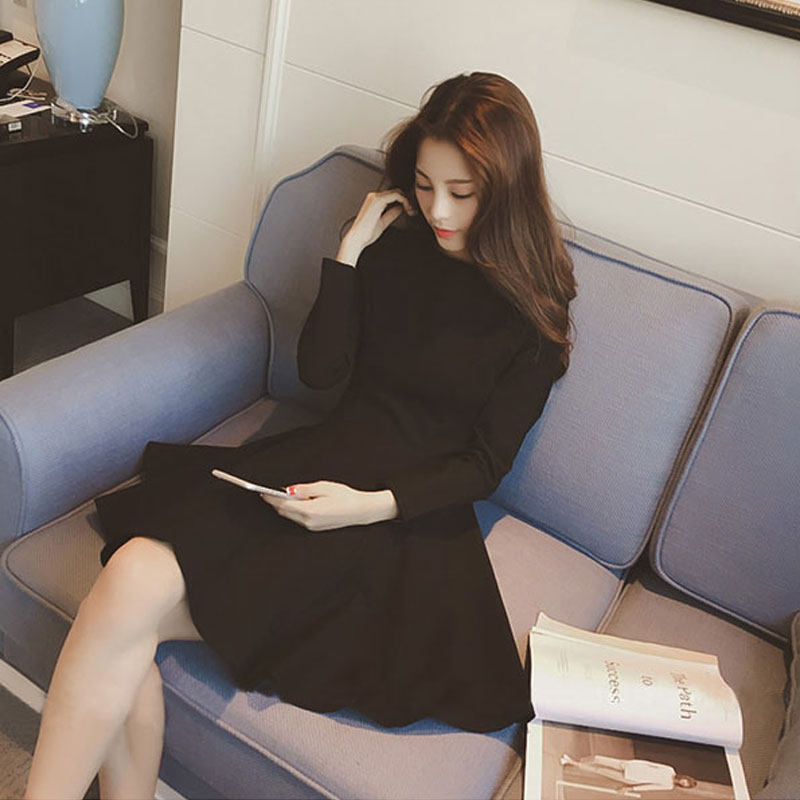 Hong Kong High-end Women's Dress Petty Black Dress 2022 Spring New Loose to the Bottom Skirt Pompon and Slim Fit Slim