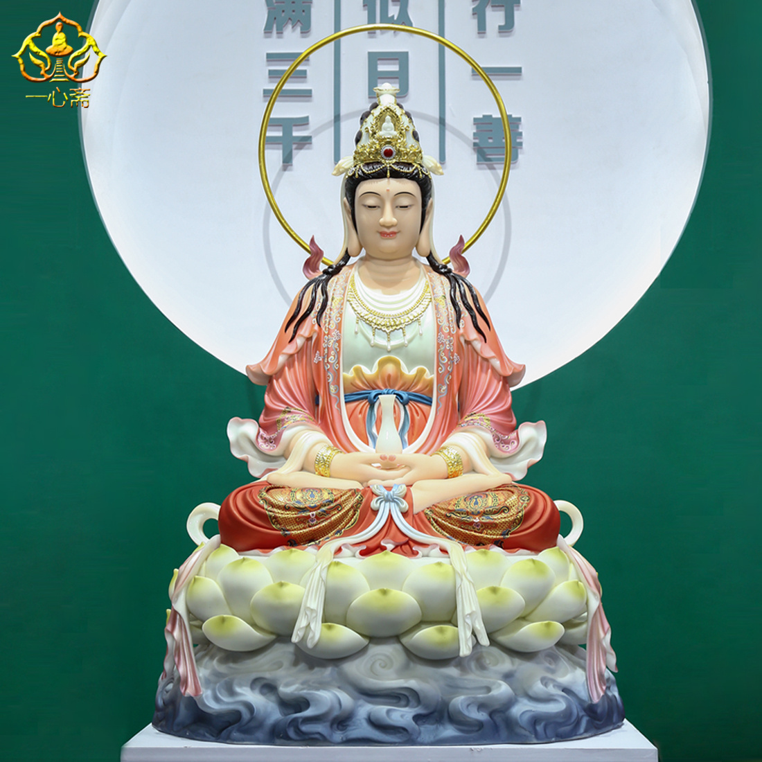 中国　玉石白玉彫刻　観音菩薩像　仏像　置物　印材　重さ約425g　M　R6796 中国 玉石白玉彫刻 観音菩薩像 仏像 置物 印材 重さ約425g M R6796