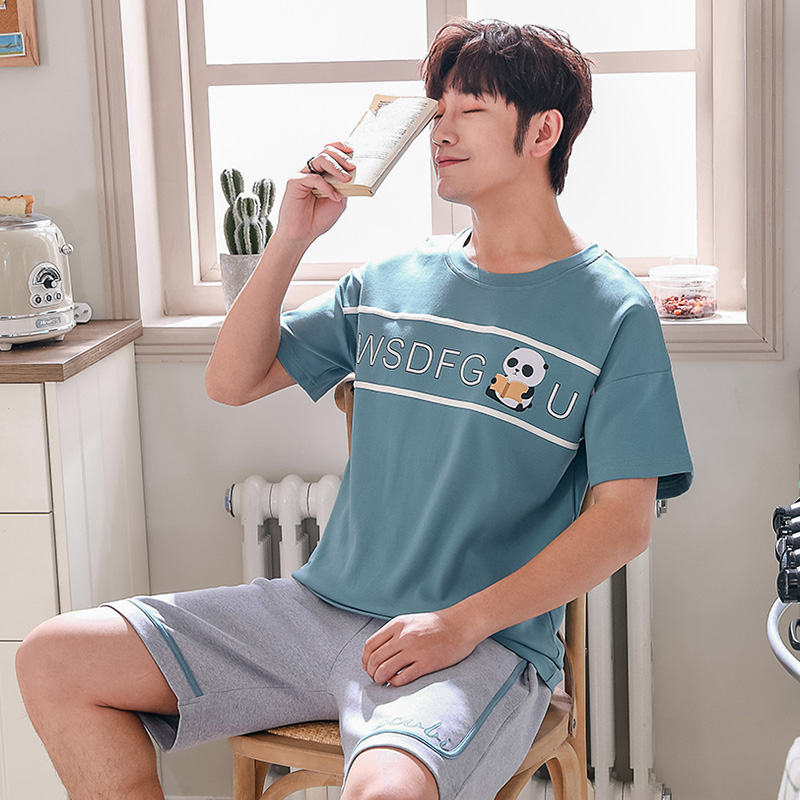 Bộ đồ ngủ Mens Summer bông Shorts Thin Teen Home Mang Cartoon mùa xuân và mùa thu mùa đông Hai mảnh Set.