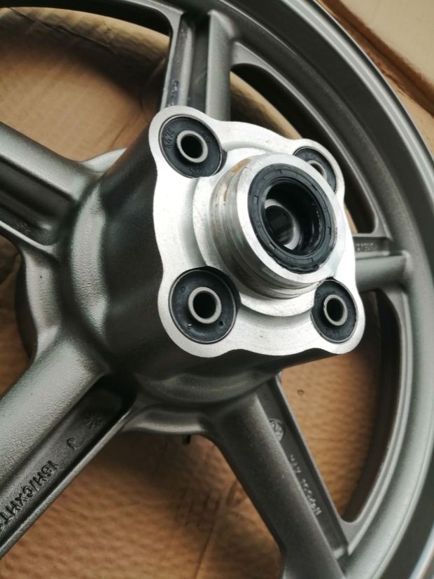 Áp dụng cho Jialing Honda Prince CM125 vành thép phía sau vành sau bánh sau bằng nhôm - Vành xe máy vành xe dream chính hãng