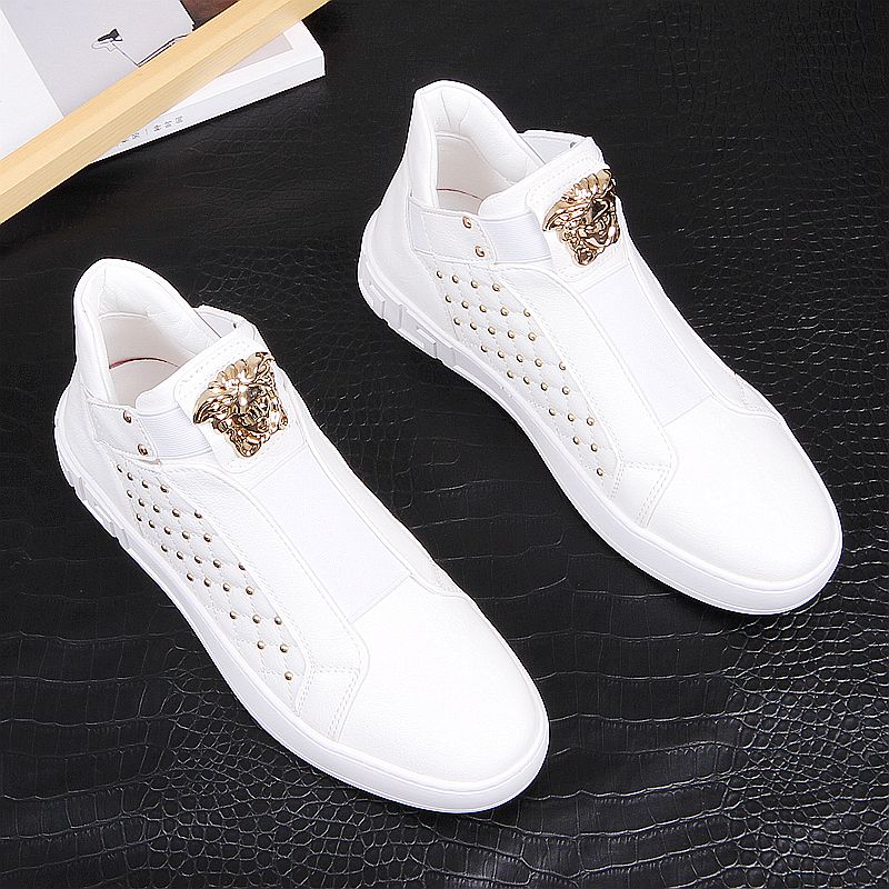 European Station 2021 Autumn Winter 100 Hitch Fashion Personality Rivets Small White Shoes Men's Thick Bottom Inner Heightening Board Shoes Sneakers