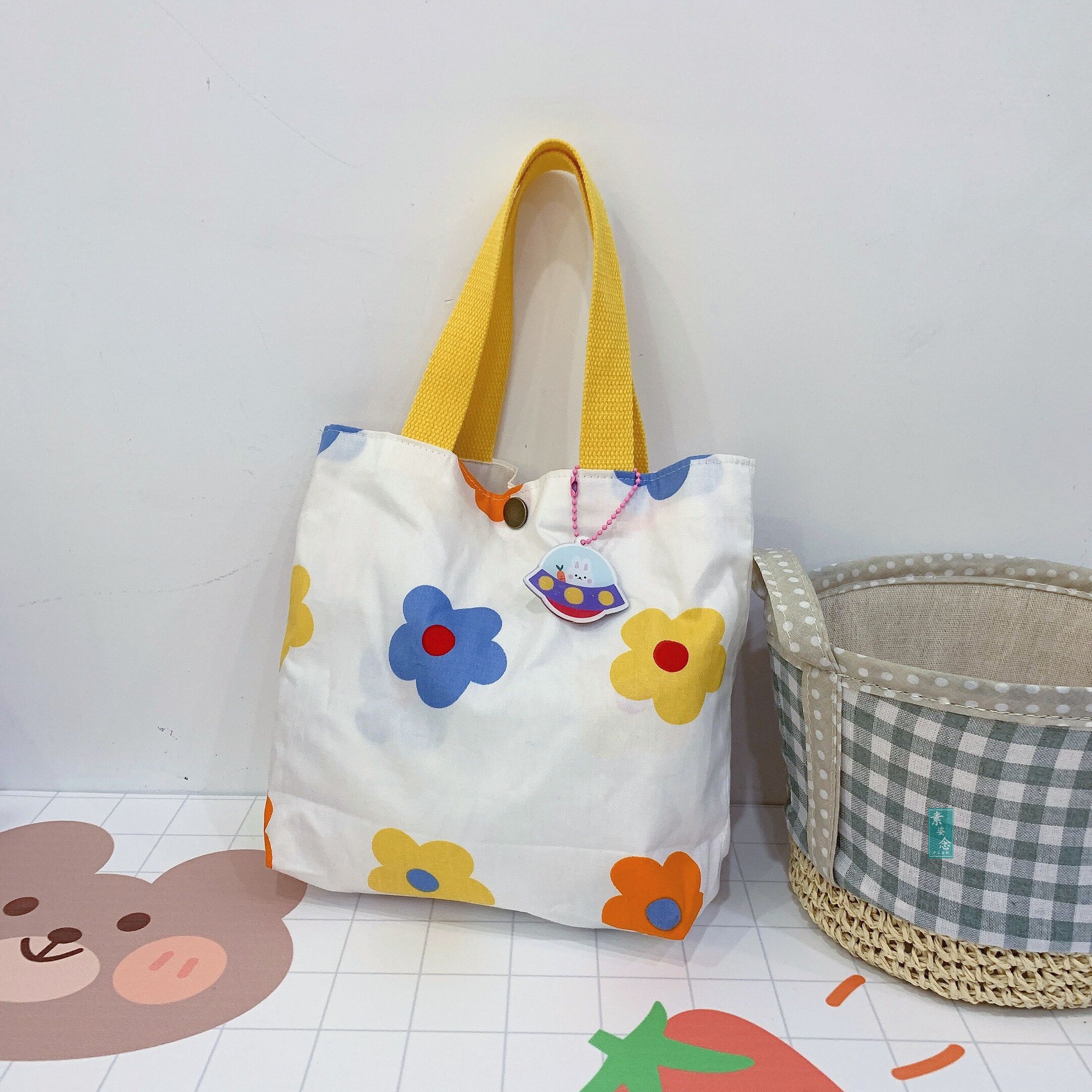 Portable Flower {Send Rabbit To Fly Saucer Powder Chain}2020 new pattern tide mobile phone Bag lovely tearful Wrist bag portable Canvas bag take a walk Japan and Korea Cartoon coin purse