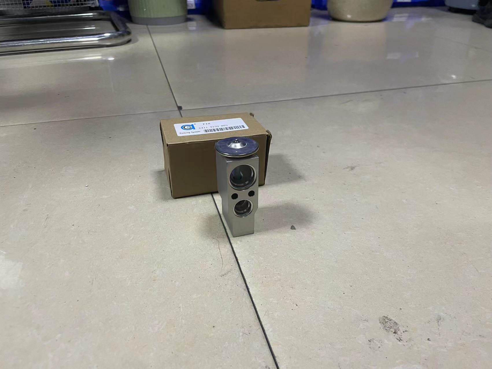 товар из китая 适用宝马525535550523640730740750760 5系7系空调蒸发器芯膨胀阀 Valeo