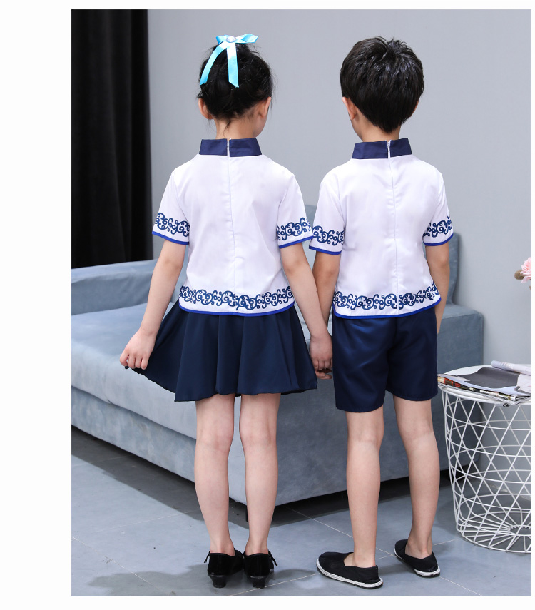 Cuốn sách thiếu nhi phong cách Xiaohe thứ 9 âm thanh trang phục biểu diễn vũ đạo đạo đức Lang Langzhen quần áo trẻ em 10 tuổi