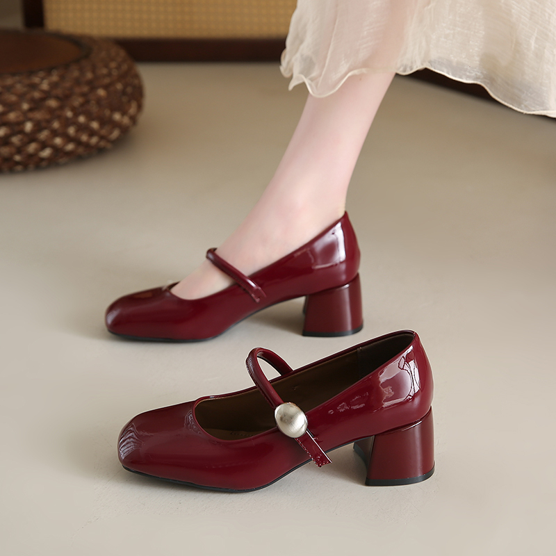 High-Heeled Shoes for Women 2026 Summer New French Mary Jane Chunky Heel Red Wedding Shoes Versatile Small Leather Shoes Cheongsam Single Shoes