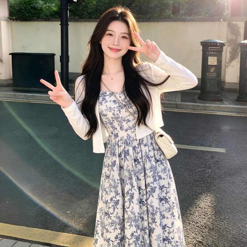 2026 New Summer Style Gentle Style Holiday Princess Floral Suspender Dress Thin Knitted Cardigan Two-Piece Set