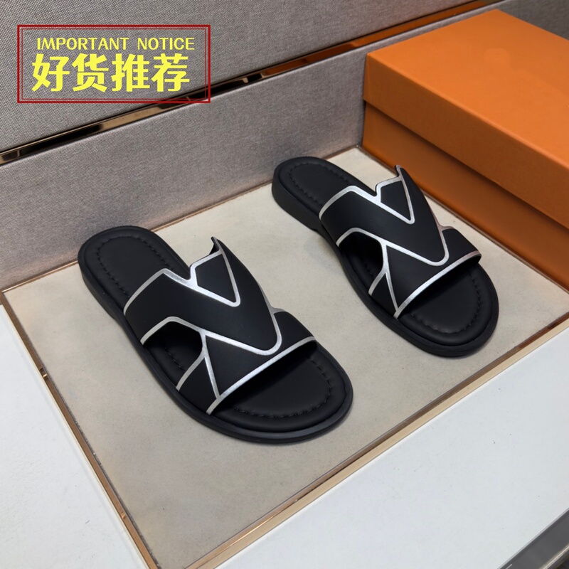 European Men's Slippers 2026 New Model European Trendy Brand Outdoor Fashion Non-Slip Trendy High-End Genuine Leather Sandals for Men