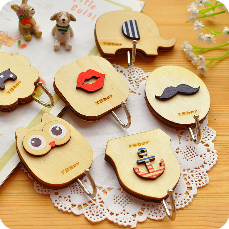 Woody Hook Cartoon Cute Glued Creme Creativity Free to punch door rear home Kitchen Makeup Room Retro no-mark Sticky Hook