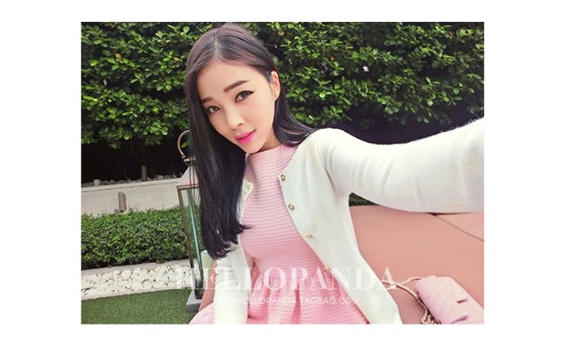 Mùa xuân 2018 và mùa thu mới ngọc trai hoang dã khóa len áo len len dài tay cổ thấp vòng eo thon gọn quần áo nữ áo len cổ lọ nữ