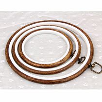 Outer diameter 13 cm cross embroidered European-style embroidery tool round imitation wood grain retro embroidered embroidered prop embroidered frame