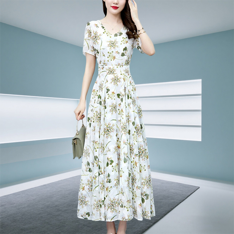 Ice Silk Satin Dress for Women 2025 Summer New Style Lace-Up Loose Slimming Long V-Neck Short-Sleeved Printed Dress Ice Silk Satin Dress for Women 2025 Summer New Style Lace-Up Loose Slimming Long V-Neck Short-Sleeved Printed Dress
