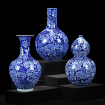 Jingdezhen Ceramic Vase Chinese hand-painted vase fitting in living room vase with vase desktop Antique decoration