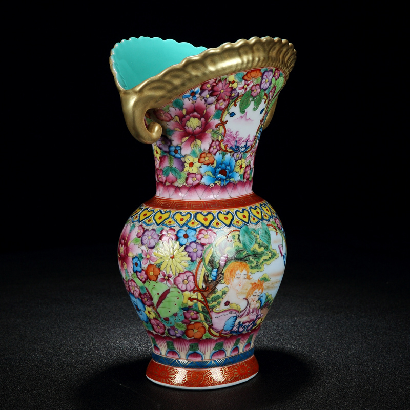 Jingdezhen ceramic vase imitation is the the qing emperor kangxi hand colored enamel flower gold flat bottles