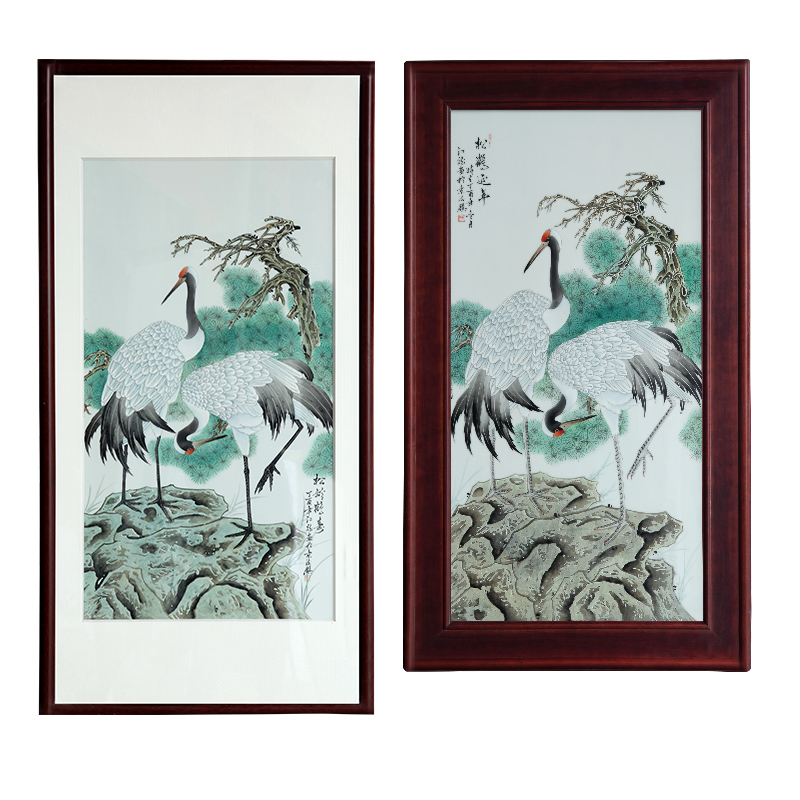 Jingdezhen porcelain plate painting Chinese painting home sitting room adornment study background wall painting pine crane live hang a picture