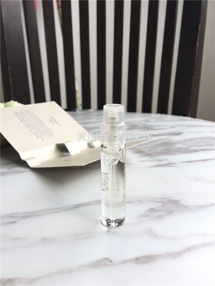 AERIN Hibiscus Palm Hibiscus Palm / Honeysuckle / Rose 2ml Nước hoa mẫu nước hoa santal 33