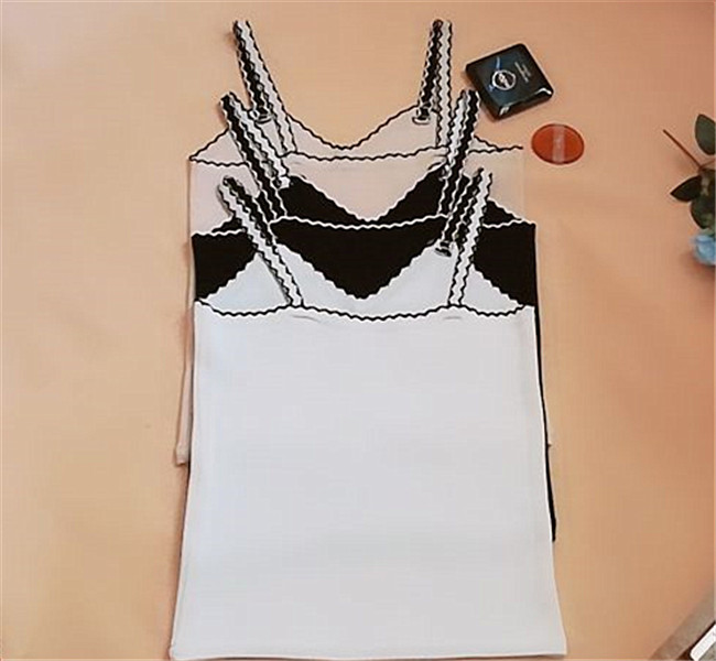 Áo sơ mi thêu ong 2018 retro thêu yếm chạm đáy phiên bản Hàn Quốc của màu tương phản mỏng bên trong vest nữ áo voan kiểu