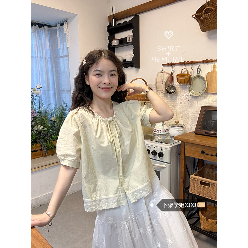 Korean-Style Fresh Lace Patchwork Lace-Up Shirt for Women, Summer 2026 New Model, Petite Loose Puff Sleeve Top, Trendy Korean-Style Fresh Lace Patchwork Lace-Up Shirt for Women, Summer 2026 New Model, Petite Loose Puff Sleeve Top, Trendy
