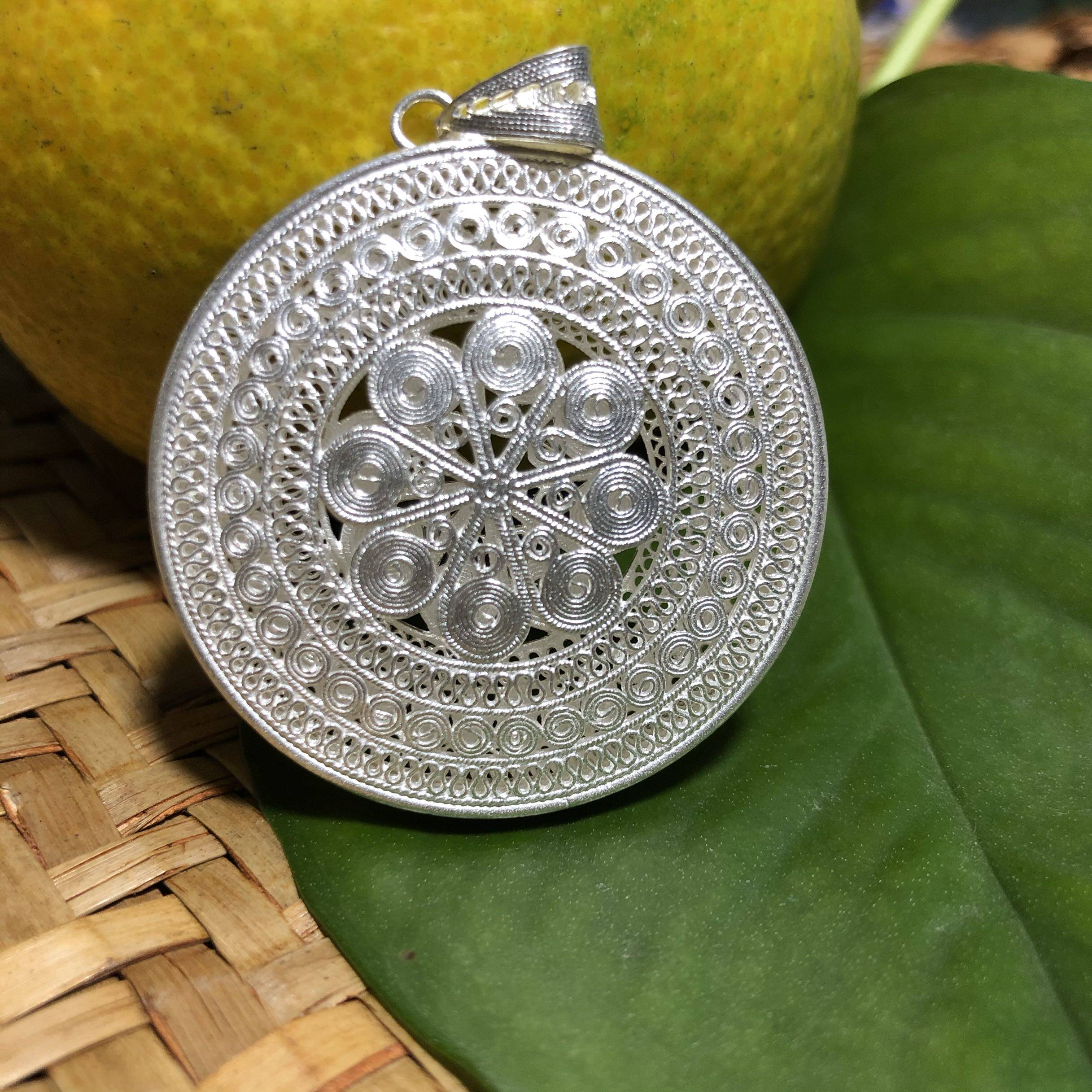 Ping An Drum Wire Drawing Craft Foot Silver 999