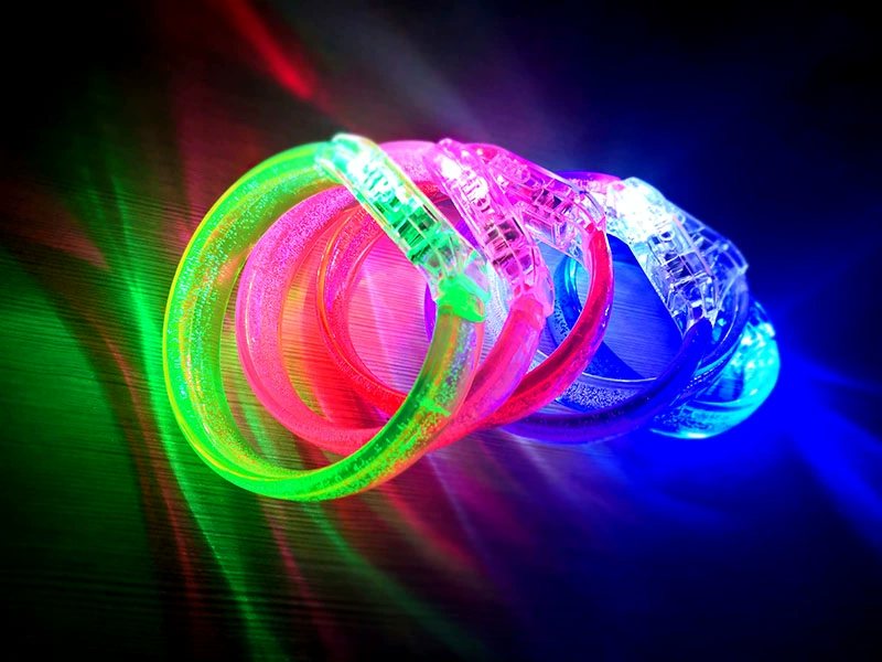 Concert Bar Night Run Acrylic Wide Flash LED Light Flash Đồ chơi cho trẻ em - Vòng đeo tay Cuff vòng tỳ hưu