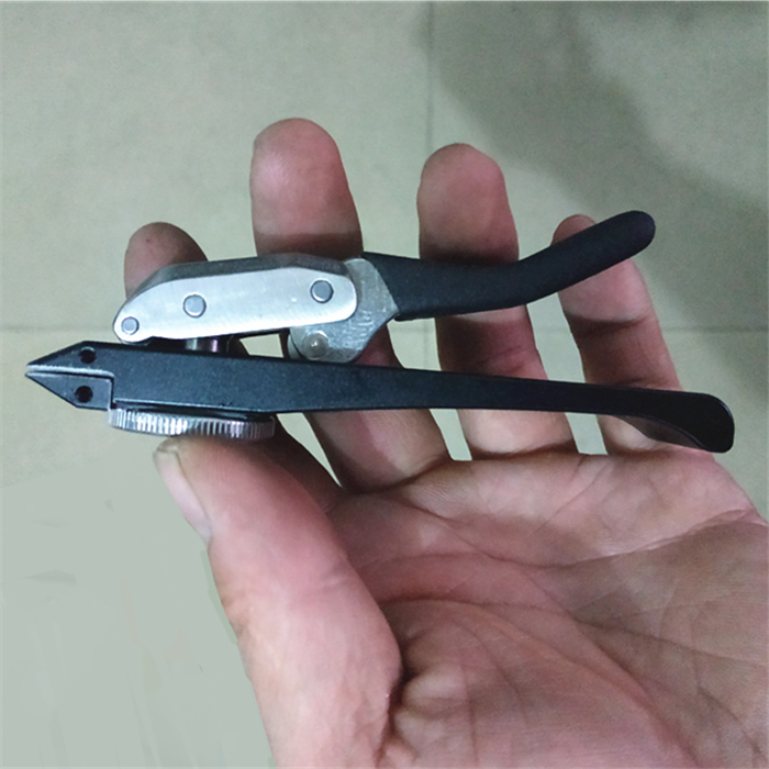 Badminton racket string puller tool Threading machine tool Starting clamping wire clamp start pliers