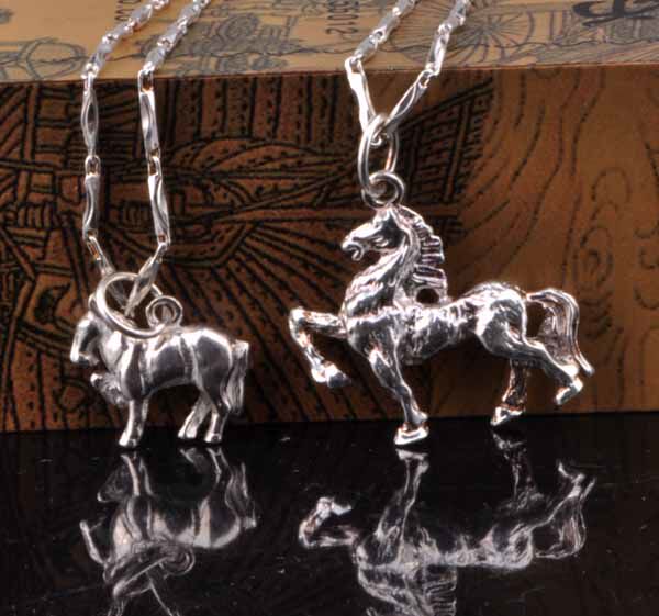 Wenze Baise silver workshop silver ornament 99 silver pendant twelve 12 zodiac horse pendant pendant silver necklace pendant