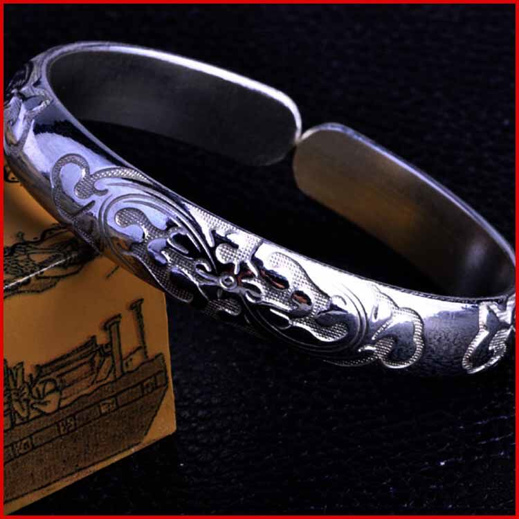 Wenze Centenese Silver Workshop Lovers Double Fish 999 Silver Bracelet Silver Decorated Foot Silver Bracelet Female Style Snowflake Silver Bracelet NO14
