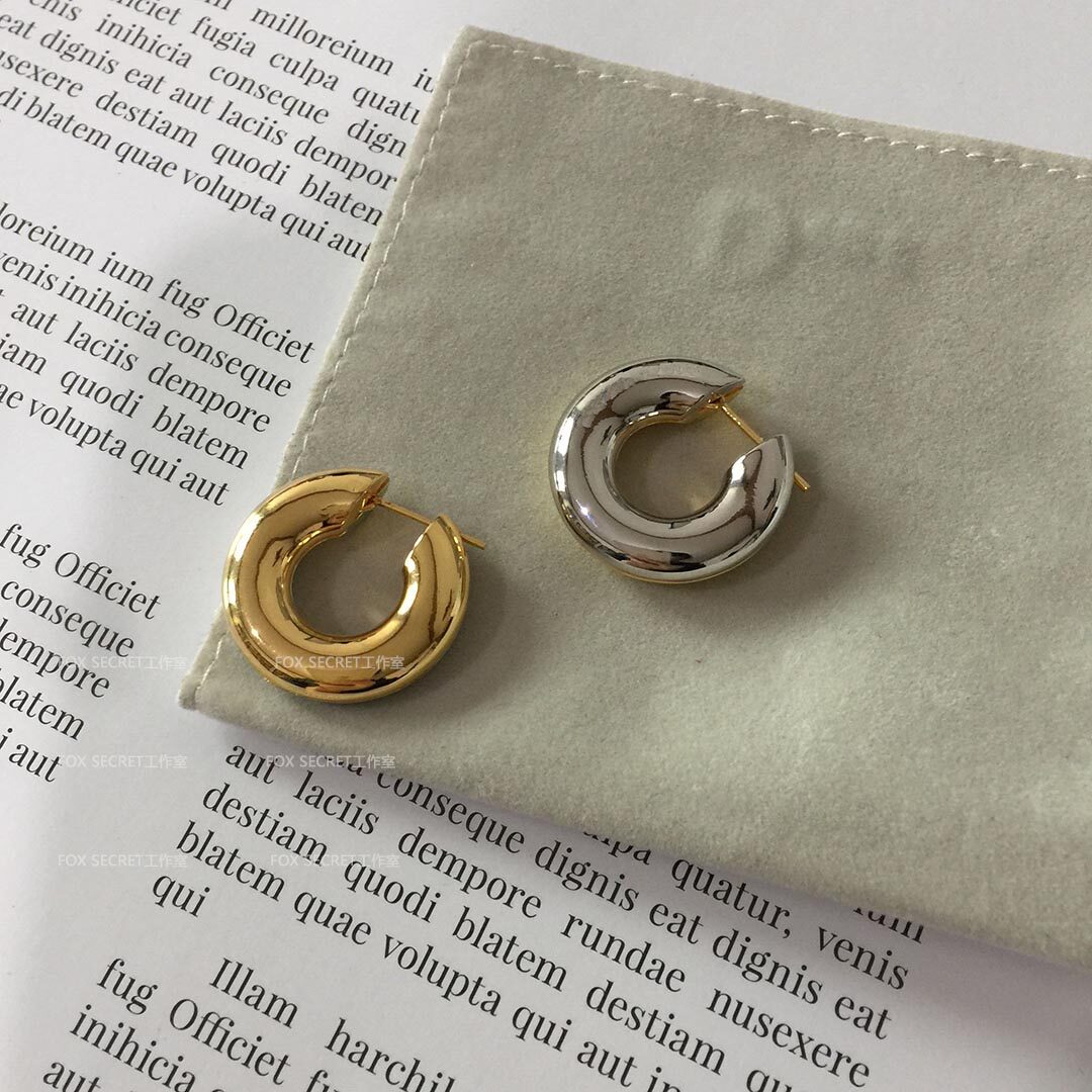 Gold And Silver Collision Color Circle Ear Loop Brief Hoop Thick Circle Earrings Pair Bicolor Cirque Ear Decorated Lukewarm Wind Advanced