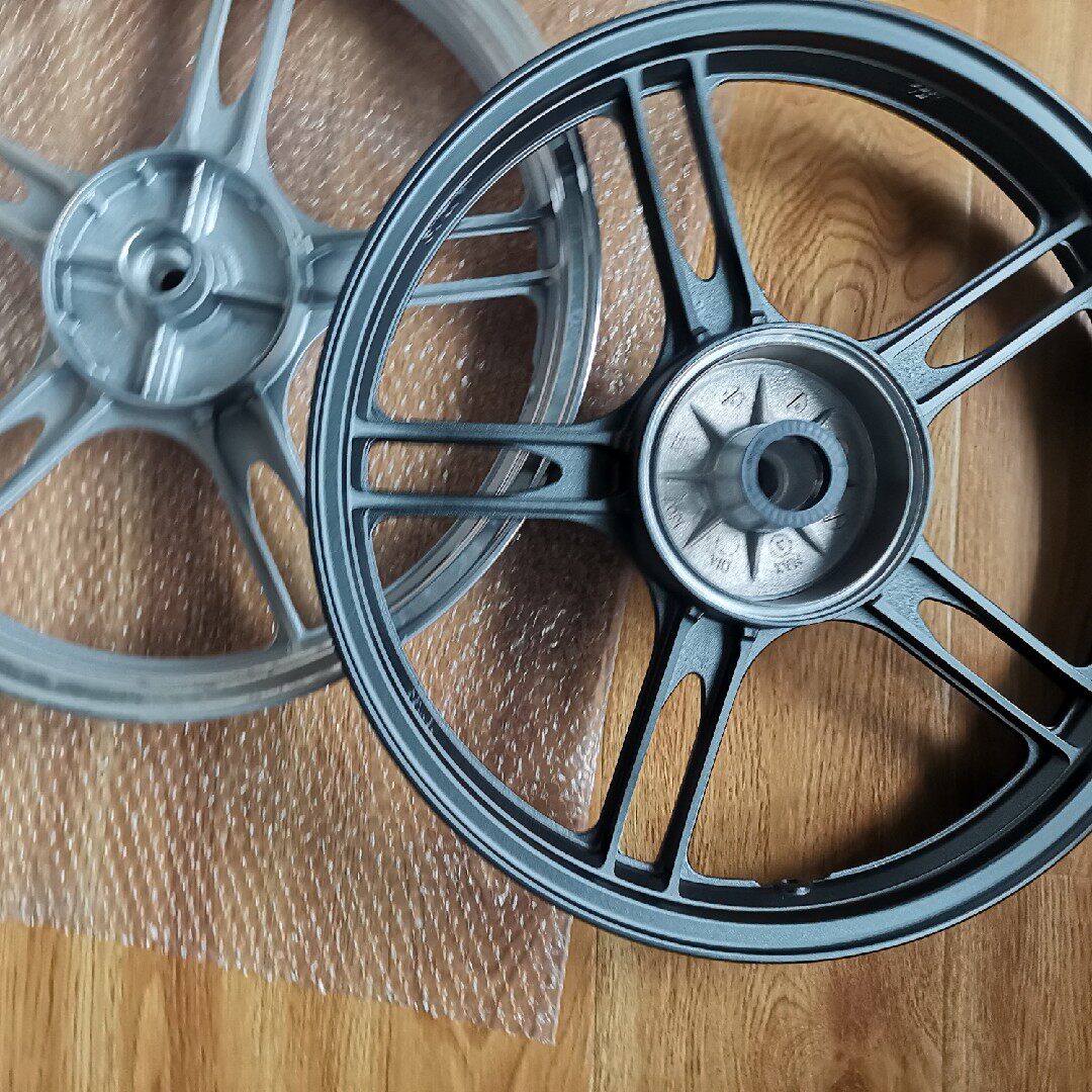 Suzuki QS125-3 Denway GSX125 locomotive front hub front rim wheel drum rear rim steel rim wheel