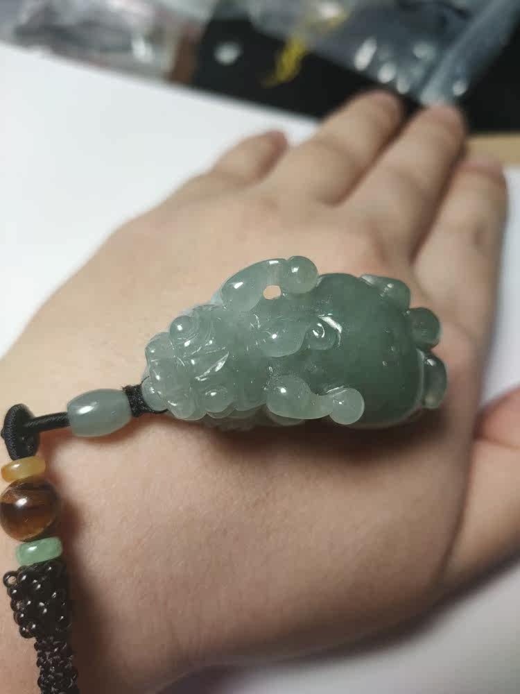 The town shop is first-come, first-to-have a certificate.