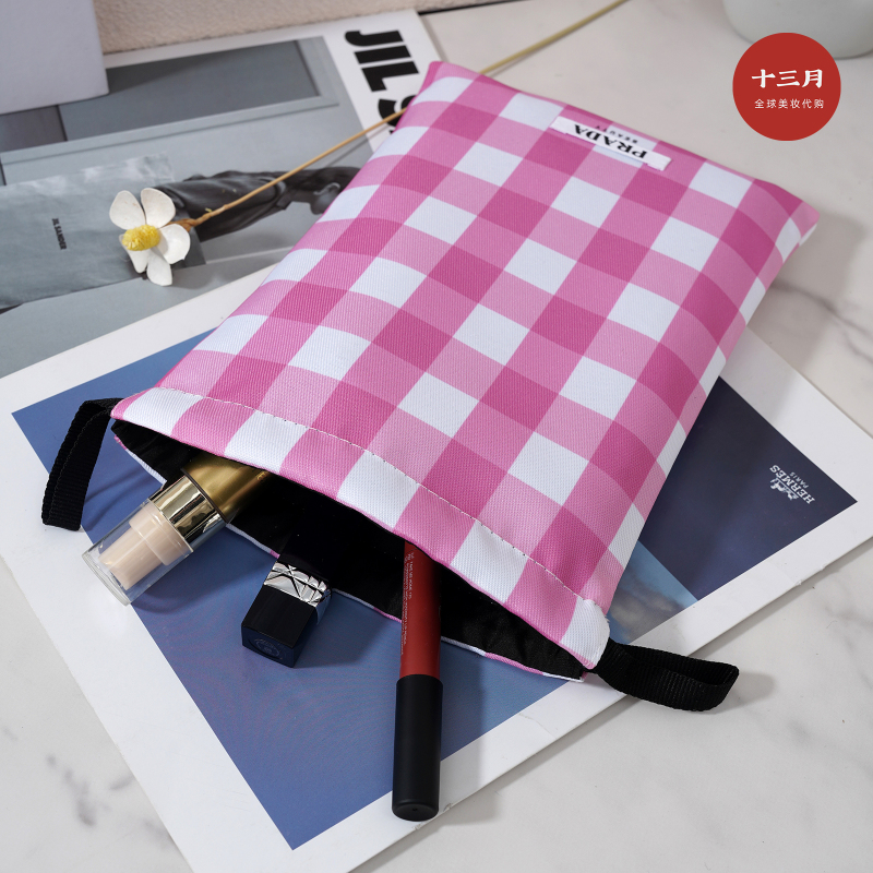 Prada Pink Plaid Drawstring Bag, Simple and Stylish Cosmetic Bag, New Portable Storage from the Counter