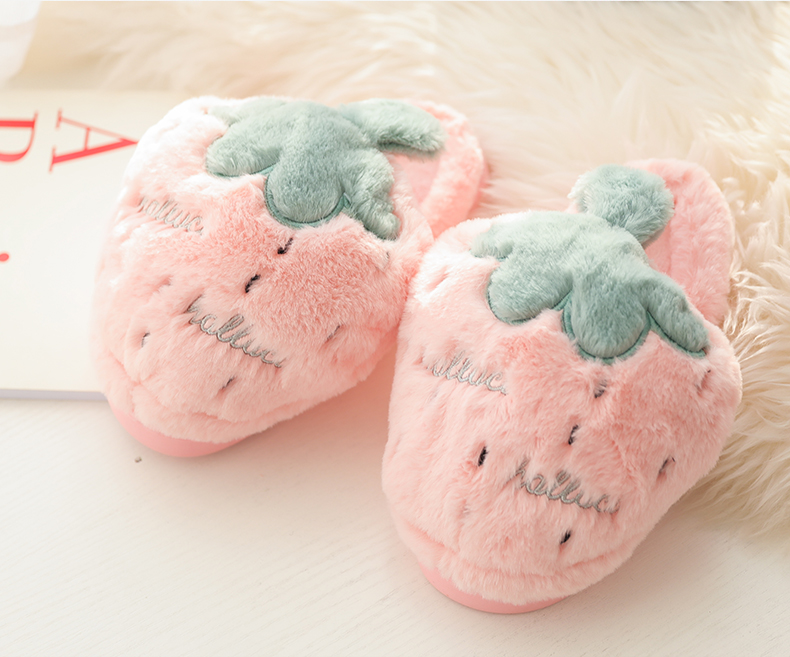 Dép cotton nữ mùa đông 2018 mới trong nhà dép dễ thương trong nhà hộ gia đình chống trượt dày đáy phim hoạt hình tháng dép nữ dép đi trong nhà hình thú