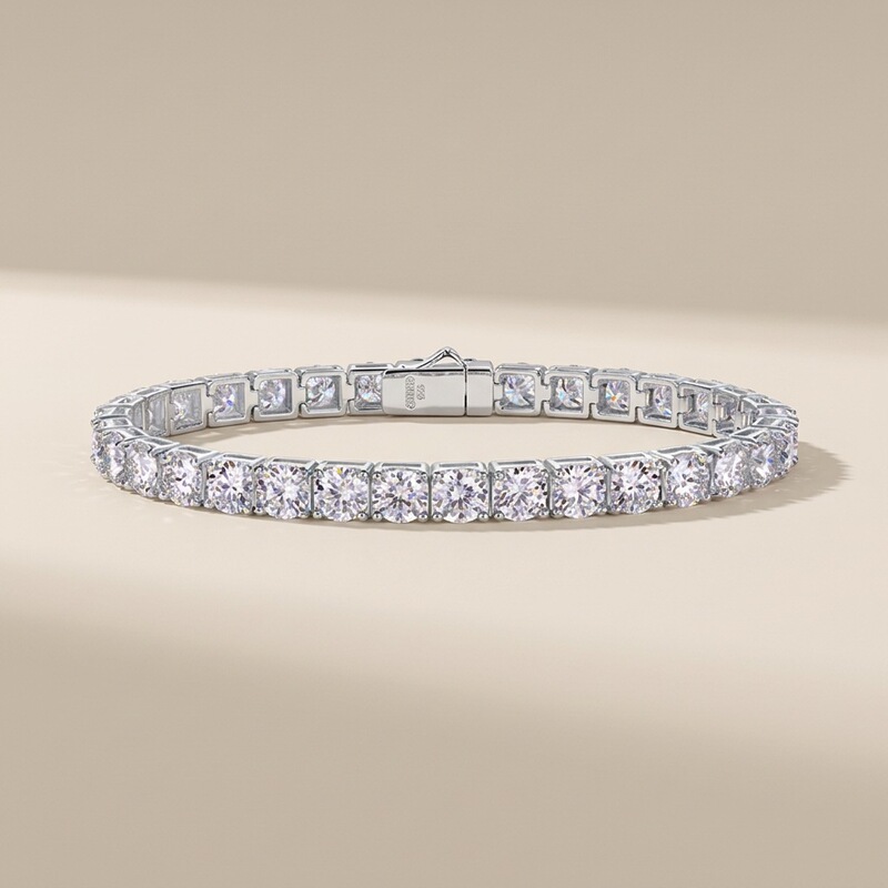 S925 Silver Fully Encrusted Single-Row Moissanite Tennis Bracelet, Dazzling and Versatile, Light Luxury Texture, Amazon Bestseller Wholesale S925 Silver Fully Encrusted Single-Row Moissanite Tennis Bracelet, Dazzling and Versatile, Light Luxury Texture, Amazon Bestseller Wholesale