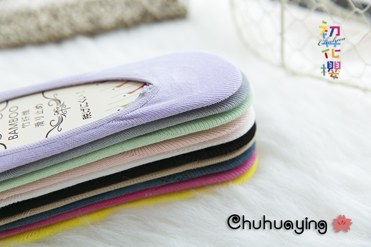 Hoa đầu tiên cherry sợi tre nữ mùa hè vô hình non-slip vớ ngắn phần mỏng nông miệng vớ cotton kháng khuẩn khử mùi thuyền vớ