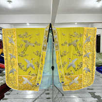 Gold-plated silk cloud and crane moiré robes heavy embroidery and high-level robes available in seven colors and can be customized