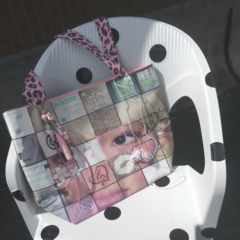 Ange1Punk Original Vintage Millennial Hot Girl Portrait Subculture Dupont Paper Large Capacity Tote Bag