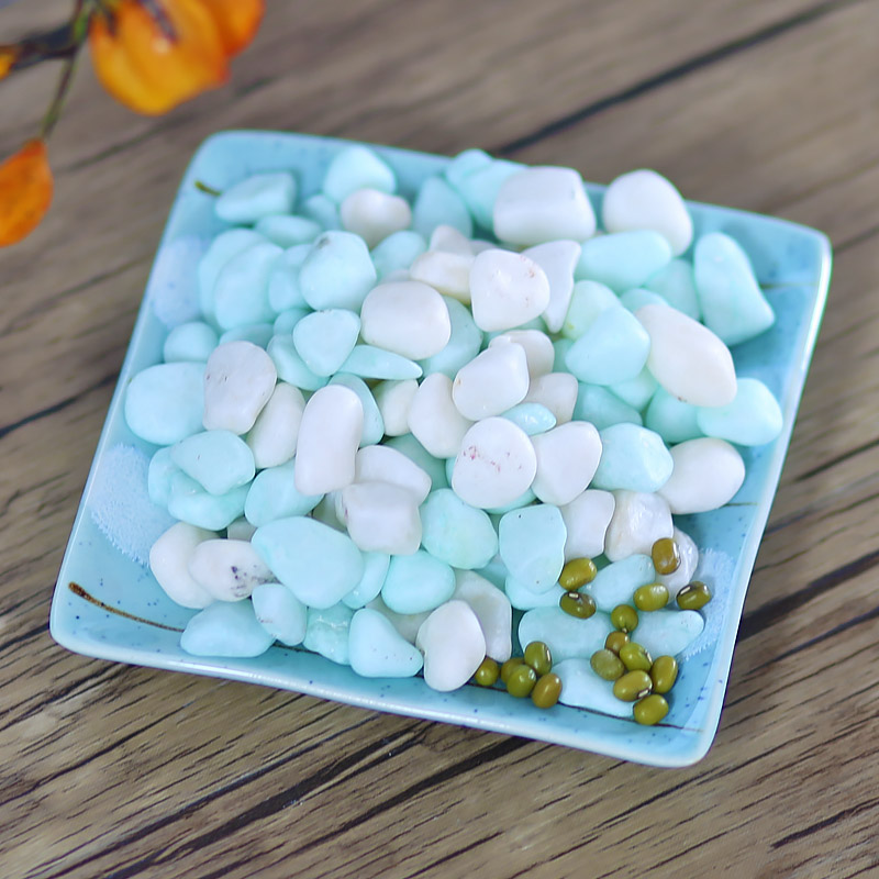1 catty of small stones, colorful stones, colored stones, succulents, flowers, potted paving stones, fish tanks, decorative landscaping stones