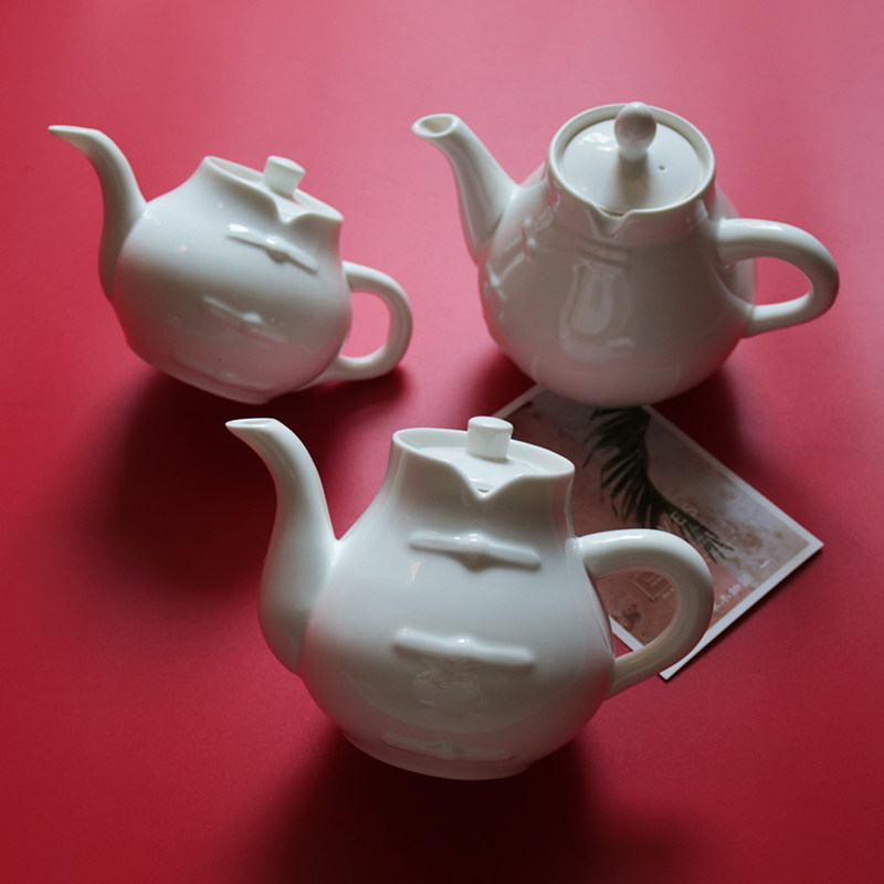 Bone China teapot (random hair) 500ml-700ml cold water pot Chinese Tang clothing export tail goods clearance