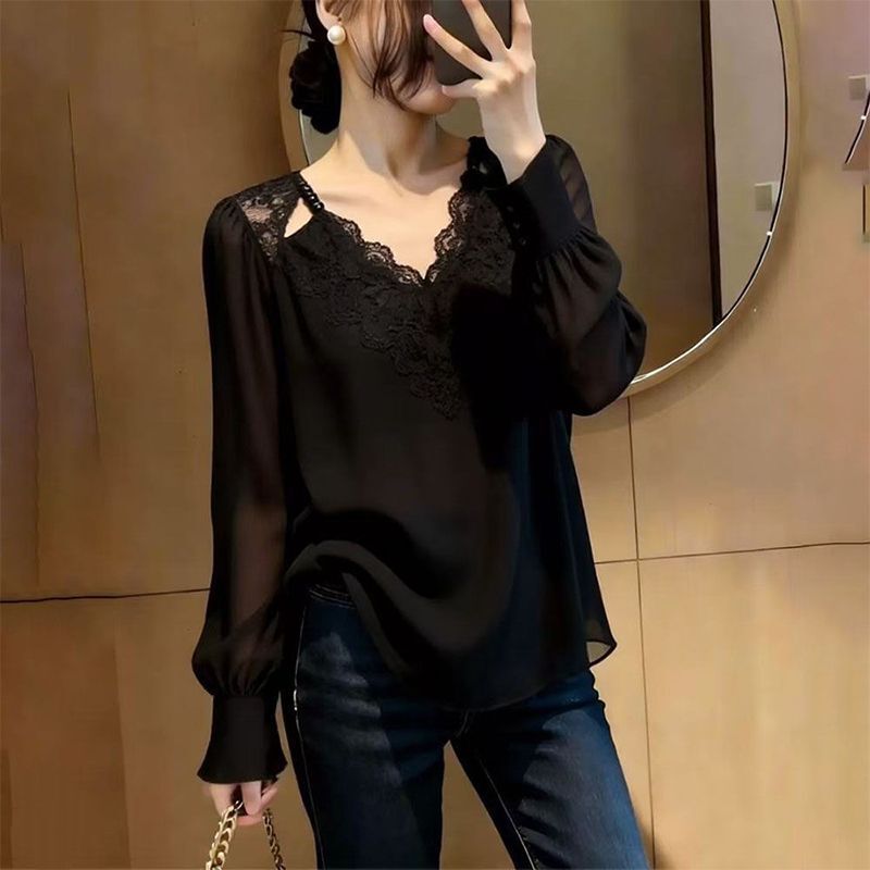 French-Style Black Shirt for Women, New Spring Model with a High-End, Stylish, Age-Reducing, Slimming, and Lace Design